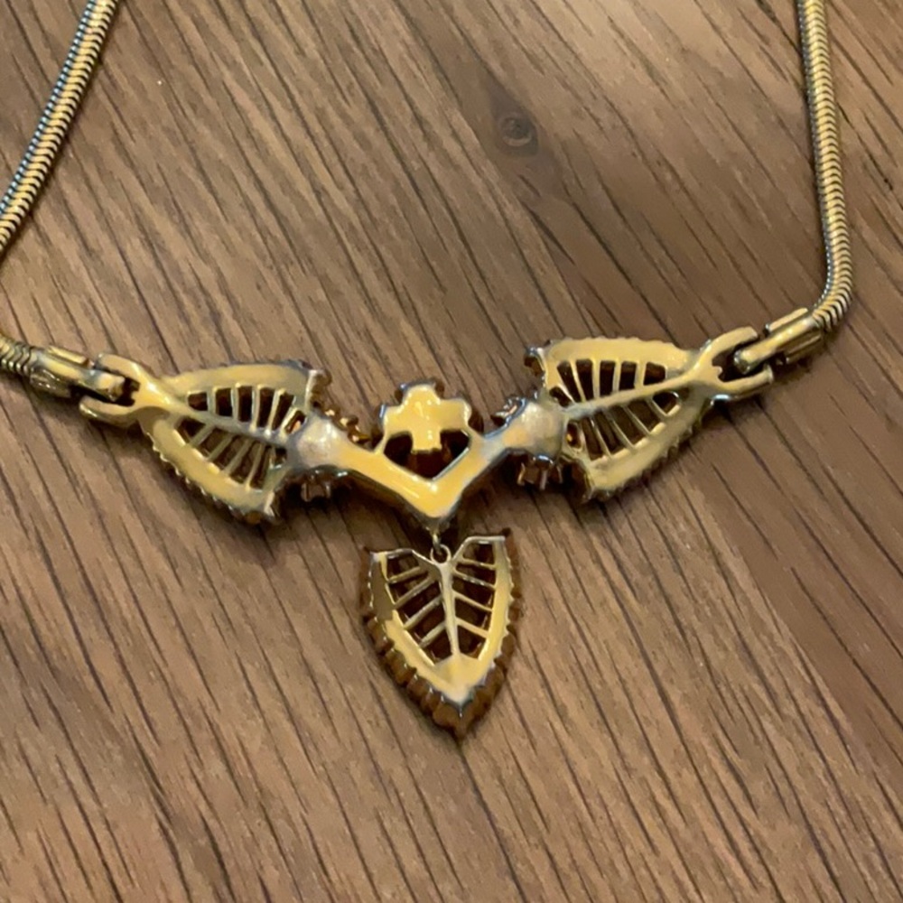 Sherman Signed Vintage Flower Design Necklace Green With Gold Tone Snake Chain. - Picture 3 of 6